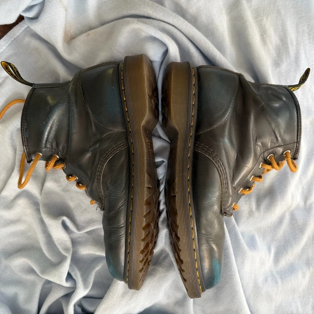 VTG Dr. Martens Rare 1460 Aqua Black Crazy Horse Patina Leather 10M
